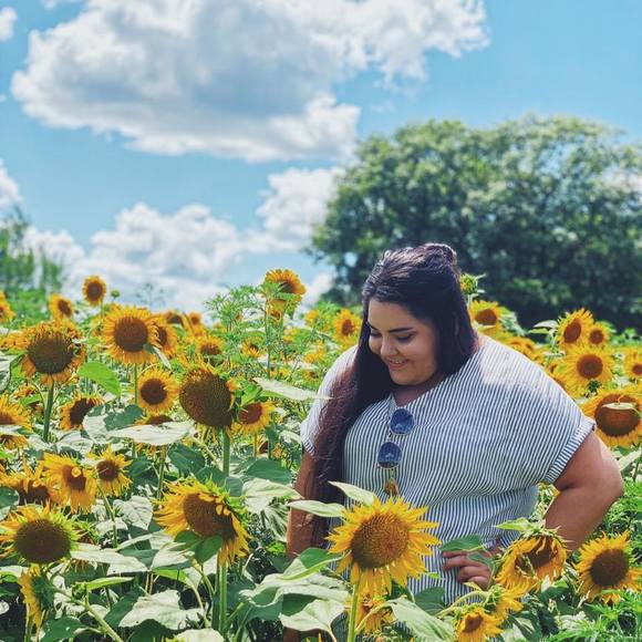 Meet your Posher, Jess - Picture 1 of 1